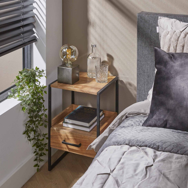 Nočný stolík 21-31 Niche Drevo Acacia Nočný stolík 21-31 Niche Drevo Acacia